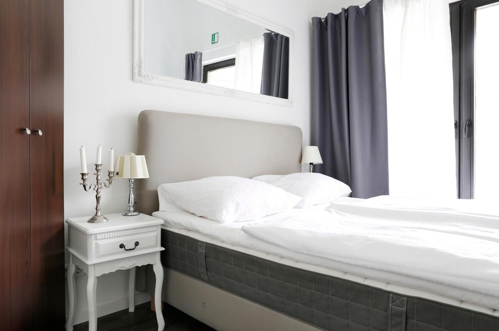 Nieb By Rockchair Apartments L Superhost Status L 3 Bedrooms Boxspringbeds 3 Bathrooms In Center "Kurfuerstendamm" - Cozy Family & Business Flair Welcomes You! Berlin Exterior foto